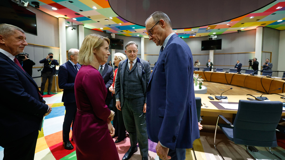 Έκτακτο Ευρωπαϊκό Συμβούλιο: Αναζήτηση τρόπων μείωσης των διατλαντικών εντάσεων