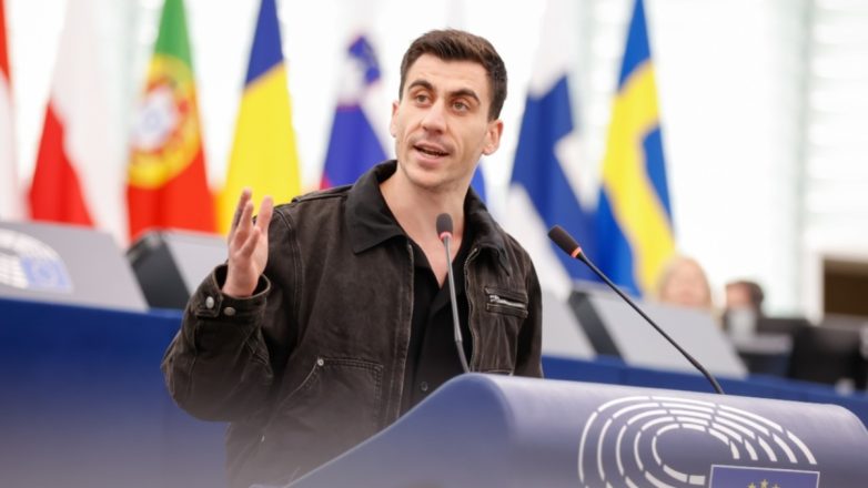 Σκάνδαλο με τον Φειδία Παναγιώτου: Στο στόχαστρο καταγγελιών ο Ευρωβουλευτής για υπεξαίρεση ευρωπαϊκών κονδυλίων Σκάνδαλο με τον Φειδία Παναγιώτου: Στο στόχαστρο καταγγελιών ο Ευρωβουλευτής για υπεξαίρεση ευρωπαϊκών κονδυλίων