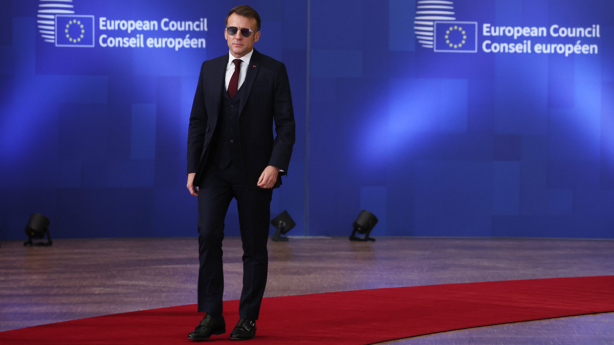 Μακρόν: Θα χρησιμοποιήσουμε τα εργαλεία που έχουμε στη διάθεσή μας αν γίνουμε στόχος