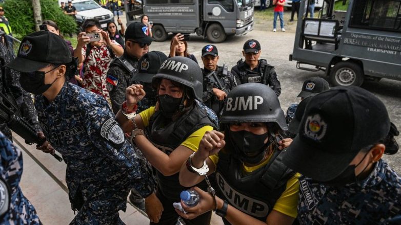 Φιλιππίνες: Καταδίκη δημοσιογράφου για τρομοκρατία προκαλεί αντιδράσεις διεθνών οργανώσεων Φιλιππίνες: Καταδίκη δημοσιογράφου για τρομοκρατία προκαλεί αντιδράσεις διεθνών οργανώσεων