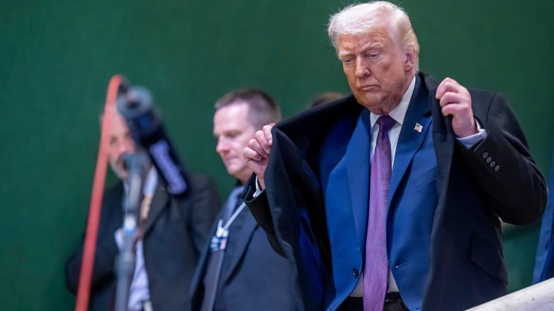 Ο Τραμπ απειλεί με «βαριά αντίποινα» τις ευρωπαϊκές χώρες που θα πουλήσουν αμερικανικά ομόλογα