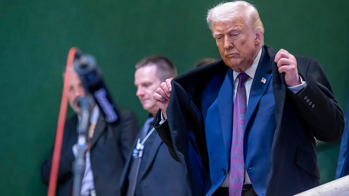 Ο Τραμπ απειλεί με «βαριά αντίποινα» τις ευρωπαϊκές χώρες που θα πουλήσουν αμερικανικά ομόλογα