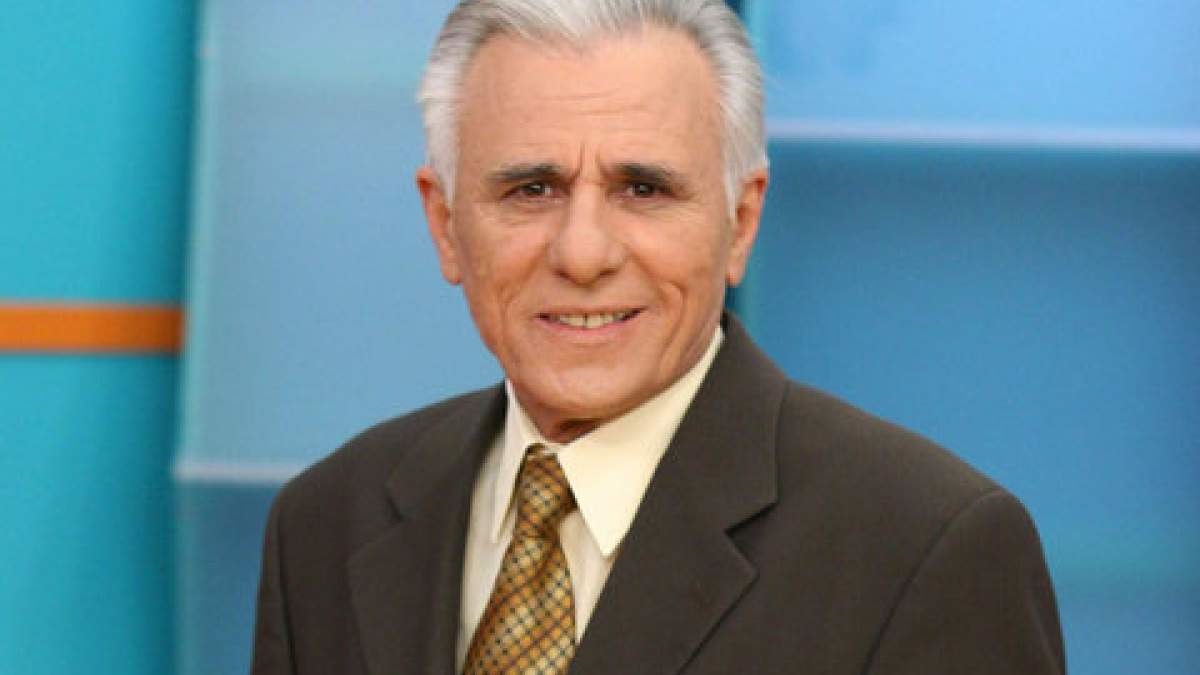 Πέθανε ο δημοσιογράφος Σπύρος Καρατζαφέρης