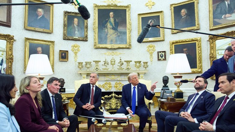 Ο Τραμπ αποσύρει την πρόσκληση στον Καναδά για το «Συμβούλιο Ειρήνης» Ο Τραμπ αποσύρει την πρόσκληση στον Καναδά για το «Συμβούλιο Ειρήνης»