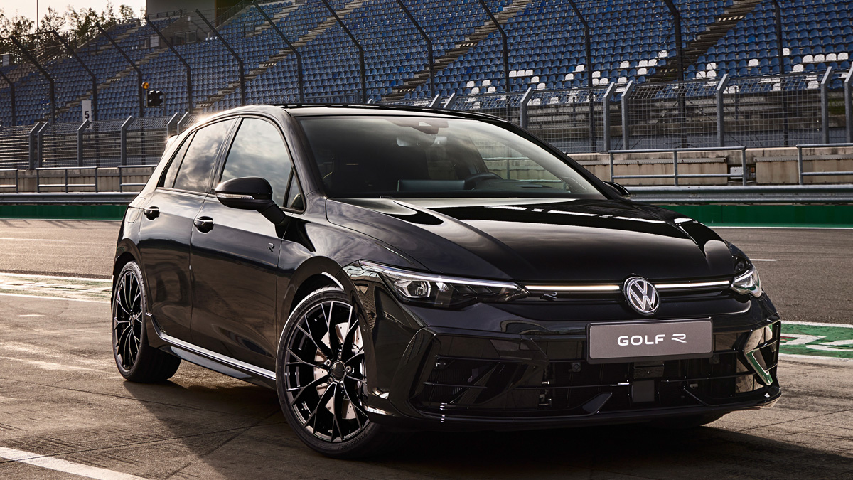 Volkswagen Golf R Black Edition: Ο πιο κομψός, total black “πύραυλος”