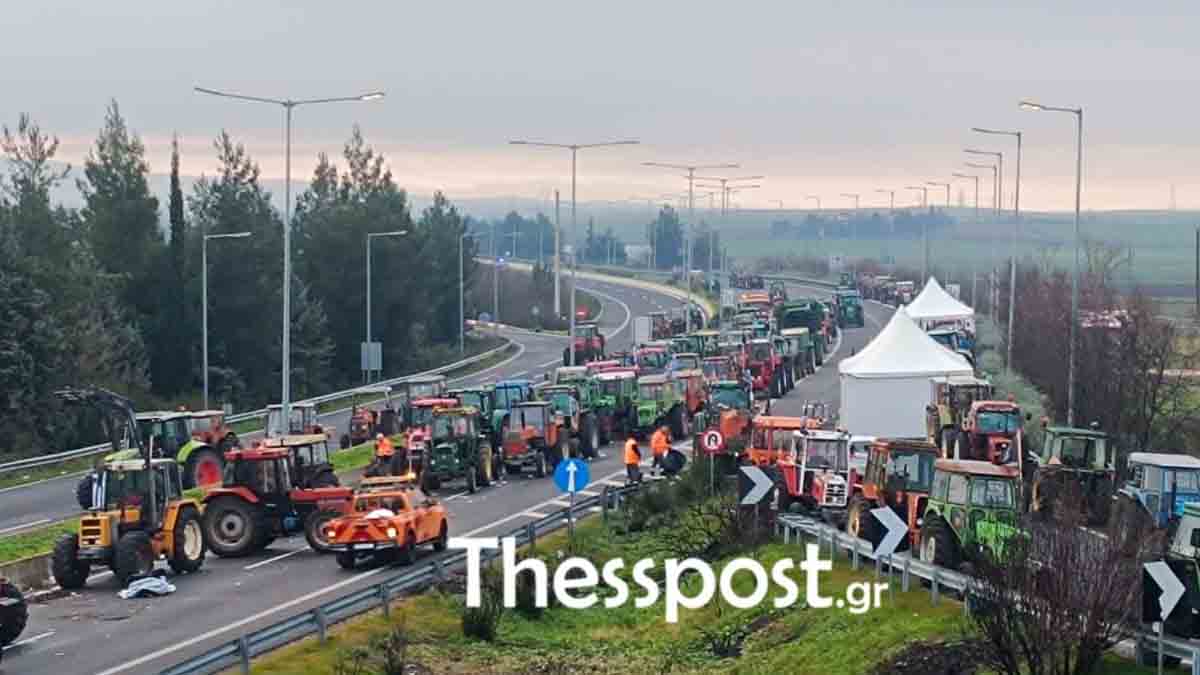 Φεύγουν τα τρακτέρ από το μπλόκο της Νίκαιας