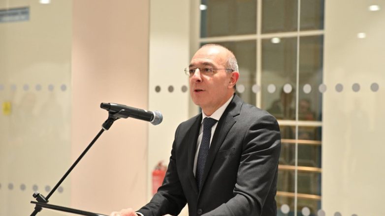 Ο Πρέσβης της Ιταλίας εγκαινίασε την έκθεση «Mediterranea» στο Ίδρυμα Ευγενίδου