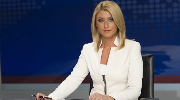 Στην εντατική  η Σία Κοσιώνη με πνευμονιόκοκκο  – Δεν διατρέχει κίνδυνο για τη ζωή της