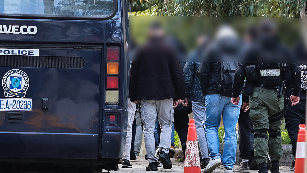 Προφυλακίστηκαν τέσσερα άτομα για τις «πειραγμένες» αντλίες καυσίμων