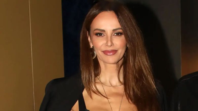 Μπέττυ Μαγγίρα: Η αναπαράσταση του «άβολου» χορού της Βικτόρια Μπέκαμ που έγινε viral Μπέττυ Μαγγίρα: Η αναπαράσταση του «άβολου» χορού της Βικτόρια Μπέκαμ που έγινε viral