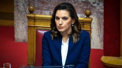 Έκθετοι Φλωρίδης και Κεφαλογιάννη: Χωρίς διαβούλευση το επίμαχο άρθρο για την επιμέλεια των παιδιών