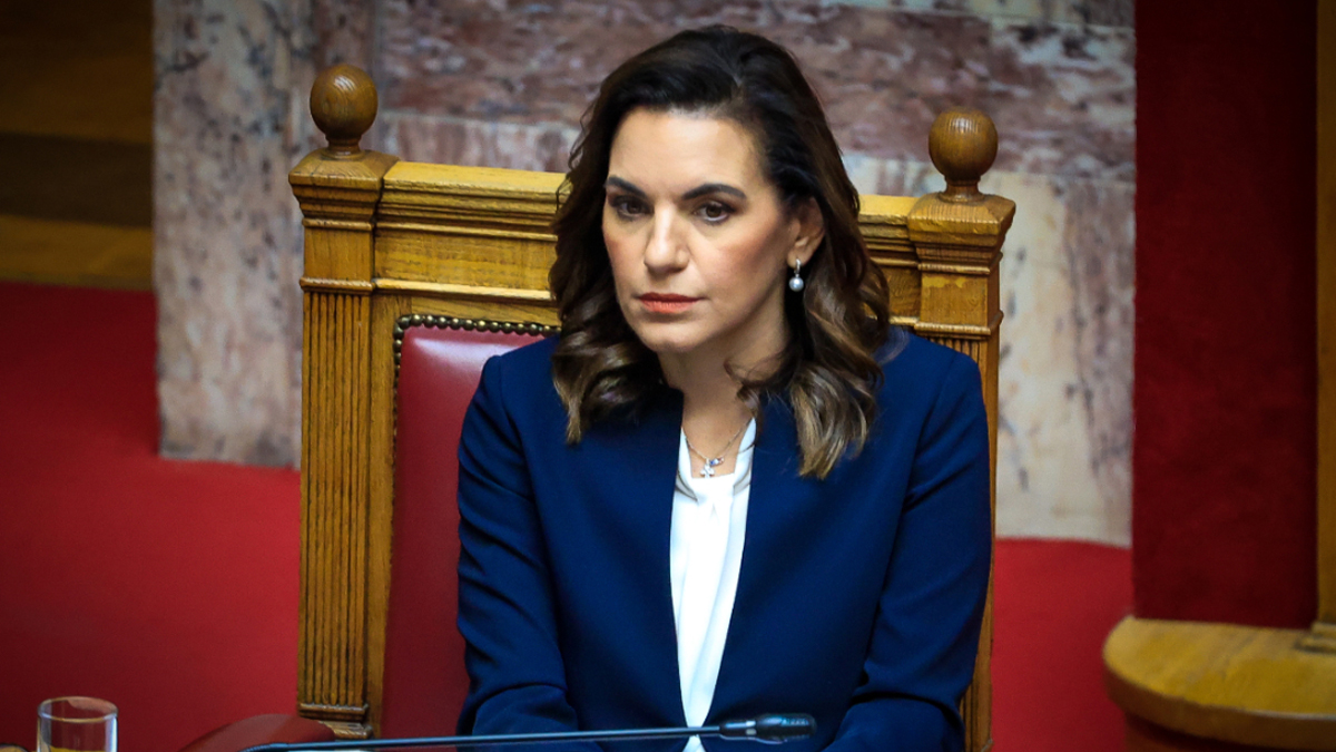 Έκθετοι Φλωρίδης και Κεφαλογιάννη: Χωρίς διαβούλευση το επίμαχο άρθρο για την επιμέλεια των παιδιών