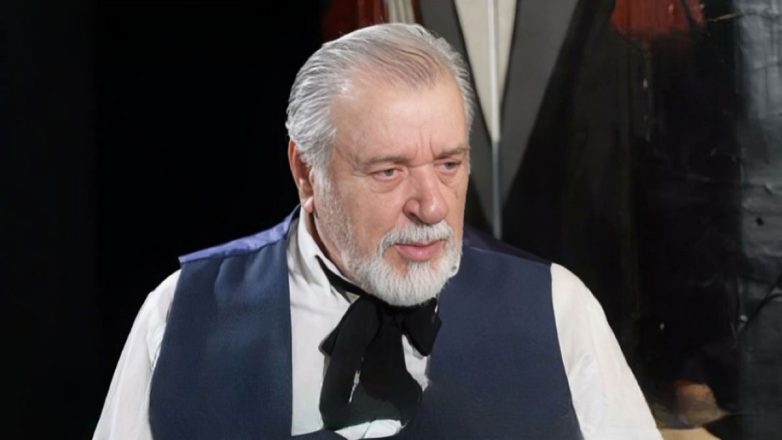 Τάσος Χαλκιάς: «Έτρωγα ξύλο από τον πατέρα μου ως παιδί, θα μπορούσε να μου έχει μείνει αυτή η κακή συνήθεια»