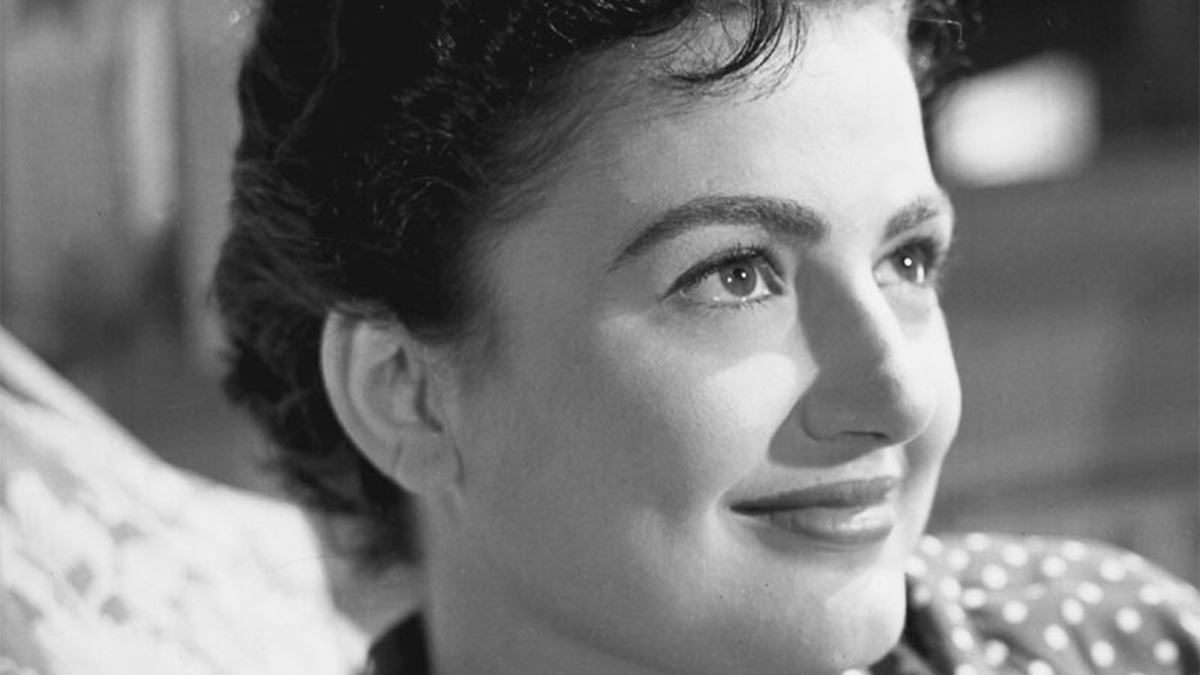 Σμαρούλα Γιούλη: Η μεγάλη καριέρα, ο έρωτας με τον Βαγγέλη Λειβαδά και το τραγικό τέλος