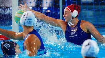 Πόλο: «Έπνιξε» τη Γαλλία και προκρίθηκε η εθνική γυναικών πόλο