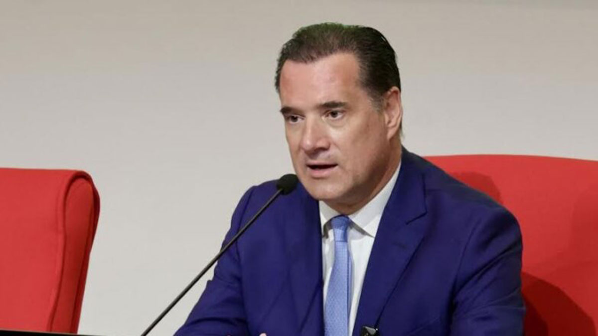 Γεωργιάδης για τροχαίο στη Ρουμανία: «Έχουν συνείδηση οι τρεις τραυματίες»