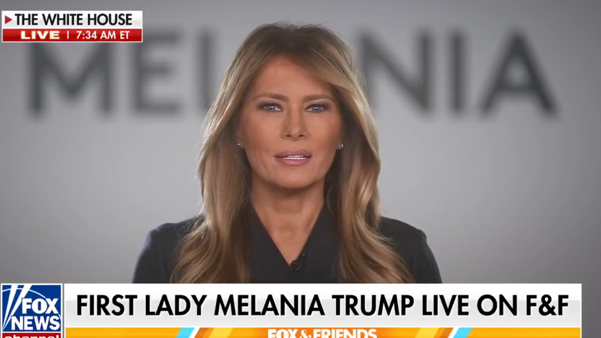 Μελάνια Τραμπ: Έκκληση για «ενότητα» μετά τον δεύτερο θάνατο διαδηλωτή από την ICE