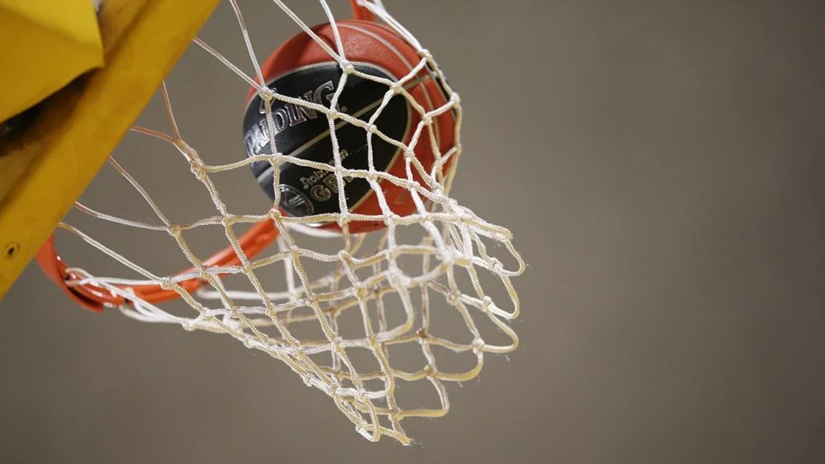 Σύλληψη ανήλικου επειδή πέταξε κιγκλίδωμα σε αγώνα