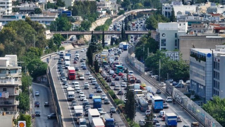 Σύσκεψη υπό τον πρωθυπουργό για την επίλυση του κυκλοφοριακού προβλήματος Σύσκεψη υπό τον πρωθυπουργό για την επίλυση του κυκλοφοριακού προβλήματος