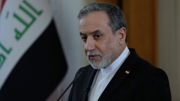 Αραγτσί: Η Τεχεράνη είναι «με το δάχτυλο στην σκανδάλη»