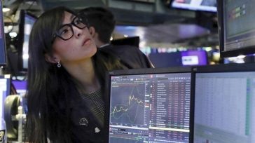 Μεικτά πρόσημα στη Wall Street