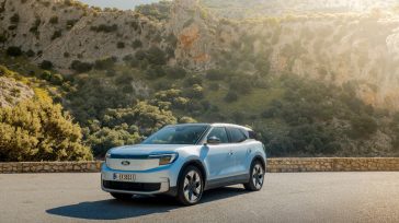 Τα Ford Explorer και Capri αποκτούν μεγαλύτερη αυτονομία χάρη σε νέα μπαταρία αλλά και περισσότερη ισχύ