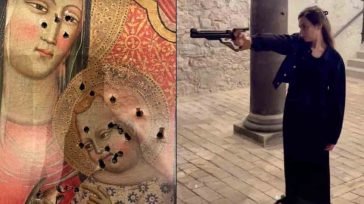 Πρόστιμο σε Ελβετή πολιτικό που χρησιμοποίησε εικόνα της Παναγίας για σκοποβολή