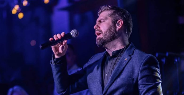 Πάνος Μπλέτζας: «Η σπουδαιότερη συνεργασία μου ήταν με τον Μίμη Πλέσσα» Πάνος Μπλέτζας: «Η σπουδαιότερη συνεργασία μου ήταν με τον Μίμη Πλέσσα»