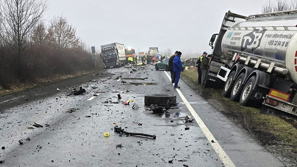 Τραγωδία στη Ρουμανία: Σε ετοιμότητα C-130 για τη μεταφορά των τραυματιών