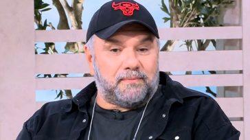 Γρηγόρης Αρναούτογλου: Τα πρώτα λόγια για τον θάνατο της μητέρας του – «Αν μιλήσω λίγο παραπάνω θα βάλω τα κλάματα»