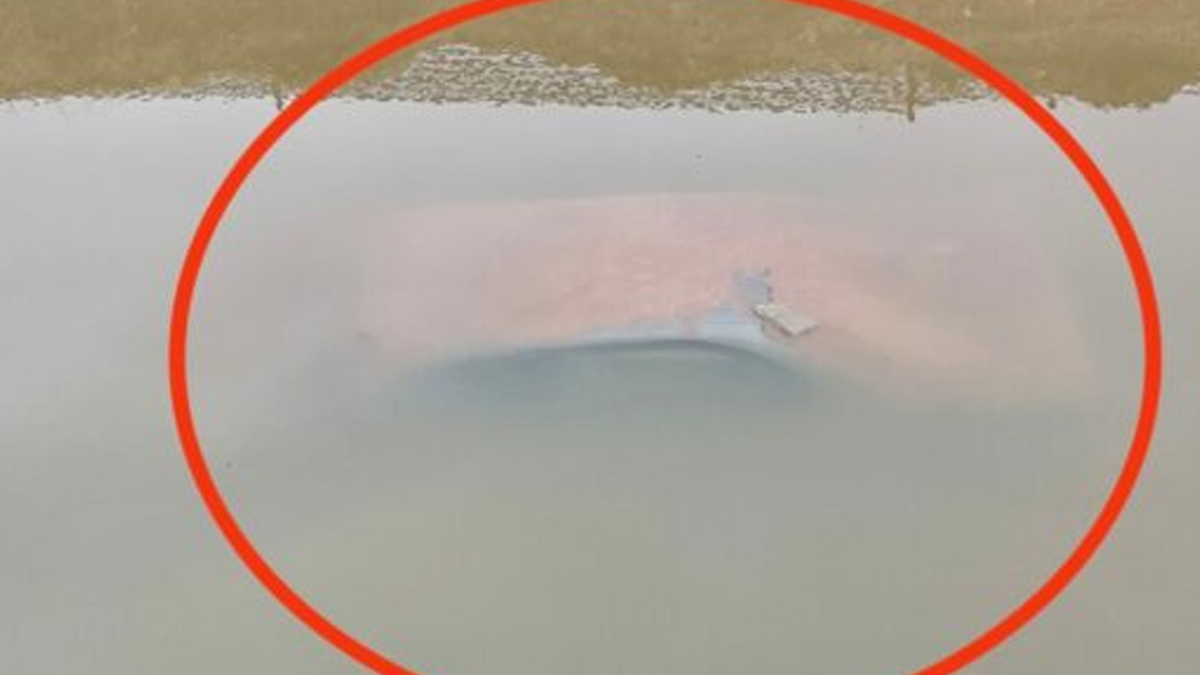 «Ξεπρόβαλε» αυτοκίνητο από το ρέμα Κόρμπι