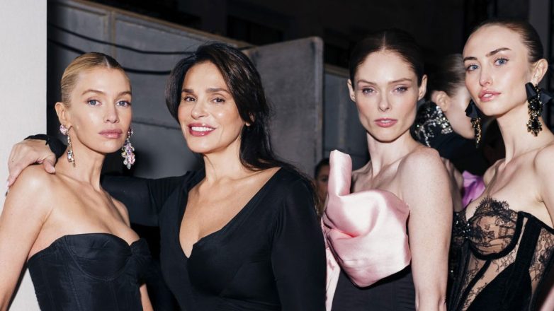 Σίλια Κριθαριώτη: Οι επώνυμοι που θα βρεθούν στην πρώτη σειρά σήμερα στην επίδειξη μόδας της στο Παρίσι! Σίλια Κριθαριώτη: Οι επώνυμοι που θα βρεθούν στην πρώτη σειρά σήμερα στην επίδειξη μόδας της στο Παρίσι!