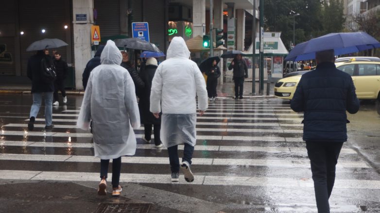 Kακοκαιρία «Kristin» με θυελλώδεις ανέμους, καταιγίδες και χαλάζι Kακοκαιρία «Kristin» με θυελλώδεις ανέμους, καταιγίδες και χαλάζι