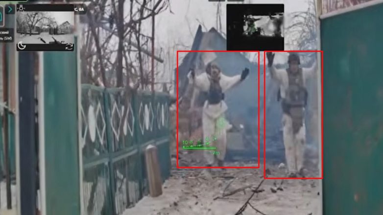 Ρώσοι στρατιώτες παραδόθηκαν σε ουκρανικό ρομπότ μάχης Ρώσοι στρατιώτες παραδόθηκαν σε ουκρανικό ρομπότ μάχης