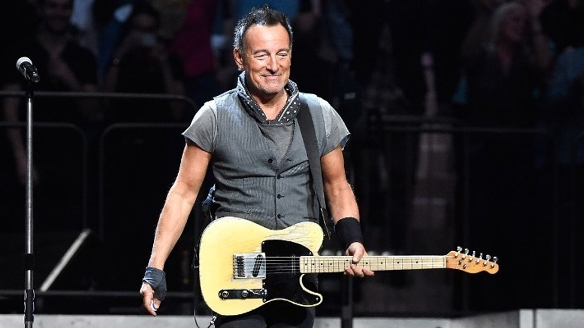 «Streets of Minneapolis»: Το τραγούδι του Μπρους Σπρίνγκστιν για τα θύματα της ICE