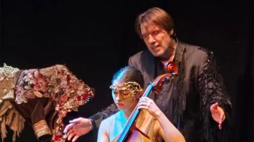 «Βροχή τα Βέλη»: Ο Στράτος Τζώρτζογλου στο Calderone Art Space