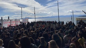 Βόλος: Μαζικό φοιτητικό συλλαλητήριο στη σύνοδο Πρυτάνεων για τις διαγραφές