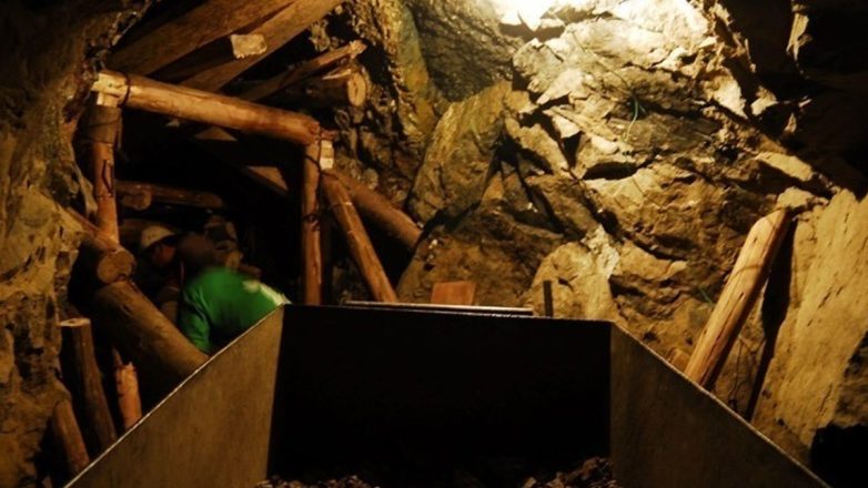 ΛΔ Κονγκό: Τουλάχιστον 200 νεκροί από κατάρρευση ορυχείου κολτάν ΛΔ Κονγκό: Τουλάχιστον 200 νεκροί από κατάρρευση ορυχείου κολτάν