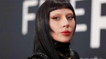 Lady Gaga κατά ICE από τη σκηνή του Tokyo Dome: «Η καρδιά μου πονάει για την Αμερική»