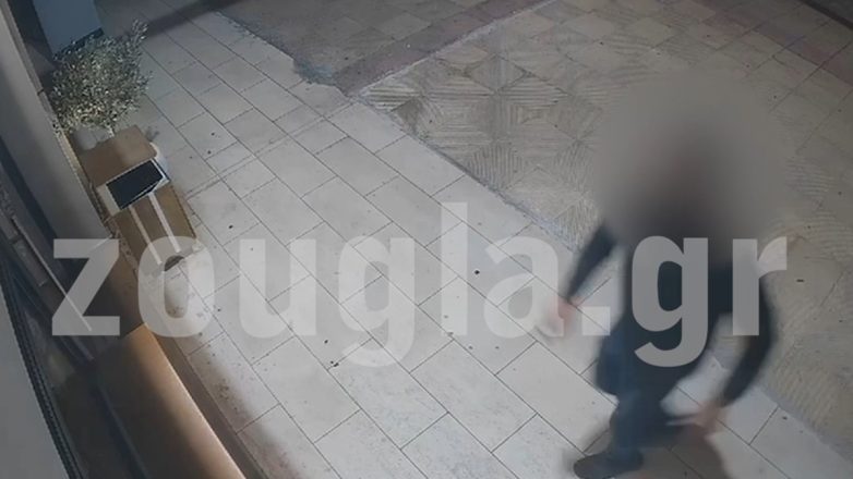 Συνελήφθη 39χρονος με «παρελθόν» γιατί… έσπαγε τζαμαρίες καταστημάτων Συνελήφθη 39χρονος με «παρελθόν» γιατί… έσπαγε τζαμαρίες καταστημάτων