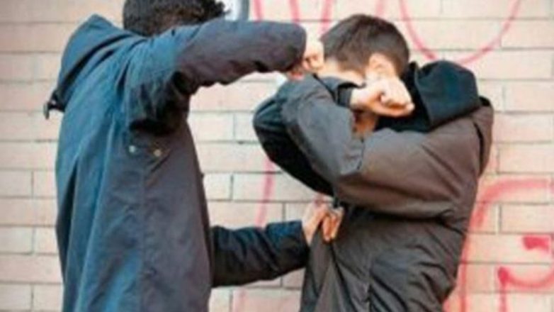 Σοβαρό περιστατικό βίας μεταξύ ανηλίκων έξω από σχολείο στη Νεμέα