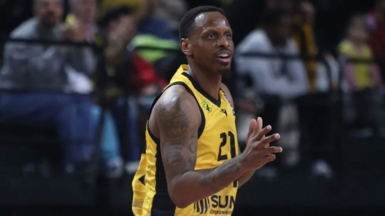 Η ΑΕΚ πάτησε γκάζι στο φινάλε και λύγισε τον αξιόμαχο Κολοσσό