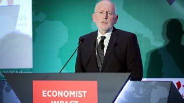 Τίμερμανς: Η Ελλάδα να γίνει ενεργειακός κόμβος