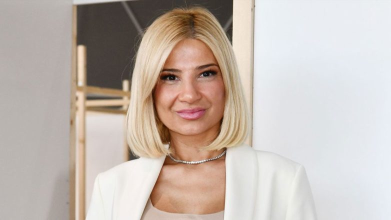 Φαίη Σκορδά: Στιγμές ηρεμίας στο πατρικό της στο Κιλκίς