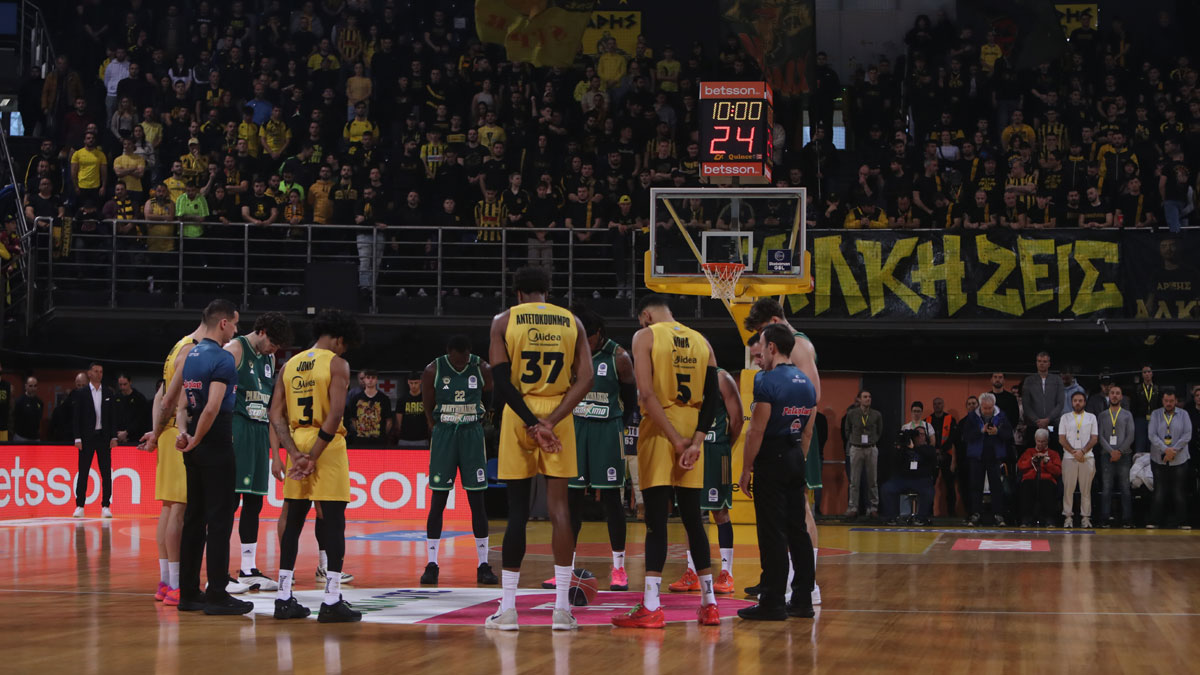 Στάζει η οροφή του Nick Galis Hall