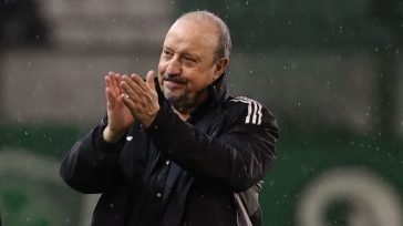 Μπενίτεθ: «Τα πράγματα έγιναν εύκολα μετά την κόκκινη»