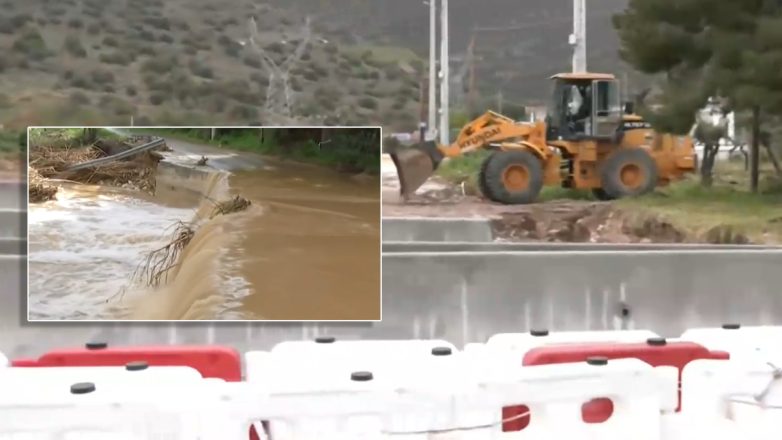 Κακοκαιρία: Υπερχείλισε ρέμα στα Σπάτα Κακοκαιρία: Υπερχείλισε ρέμα στα Σπάτα