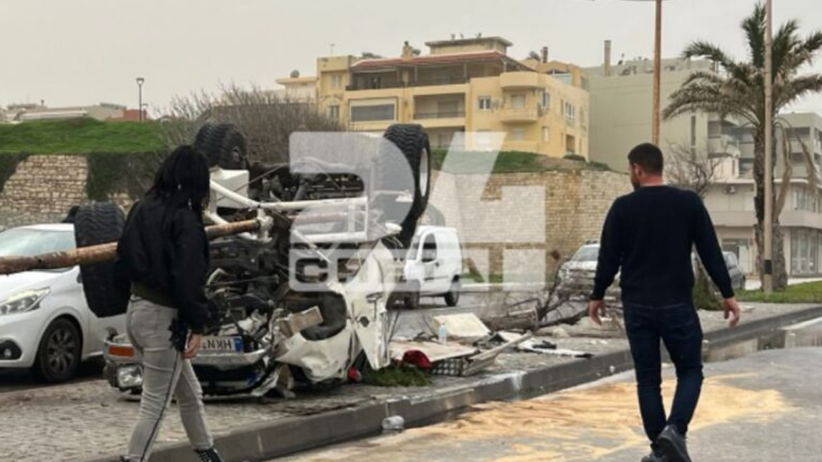 Ανατράπηκε όχημα στην παραλιακή Ηρακλείου