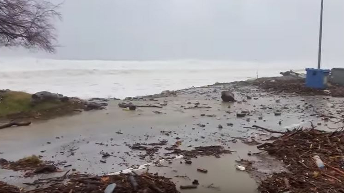 Λάρισα : Η θάλασσα βγήκε στη στεριά