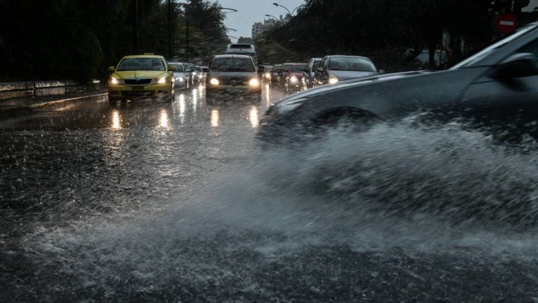 Καιρός: Τι άφησε πίσω της η κακοκαιρία – Πώς θα εξελιχθούν οι καιρικές συνθήκες τις επόμενες ώρες
